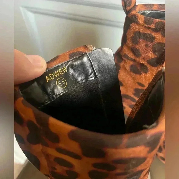 Leopard Print Suede Platform Heel
Booties - Picture 5 of 6